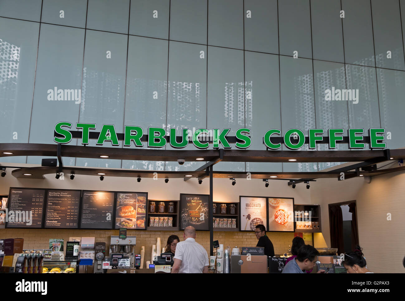 Starbucks Coffee store in Singapore Stock Photo Alamy