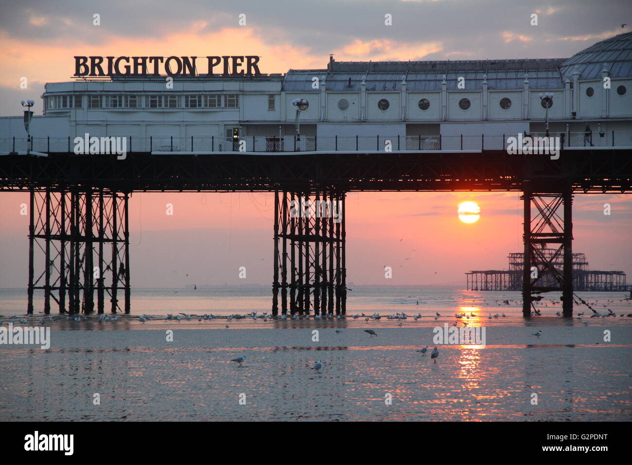 Brighton Beach New York Hi Res Stock Photography And Images Alamy