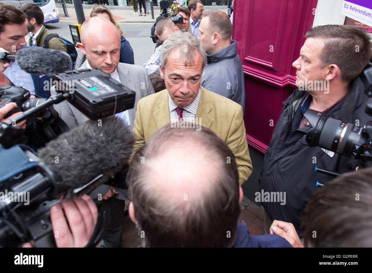 Leeds, West Yorkshire. 1 June 2016. Leader of the UKIP Party and MEP Nigel Farage, speaks with the press, as part of the Brexit Bus Tour campaign, in Leeds, West Yorkshire, on 1 June 2016. Credit:  Harry Whitehead/Alamy Live News Stock Photo