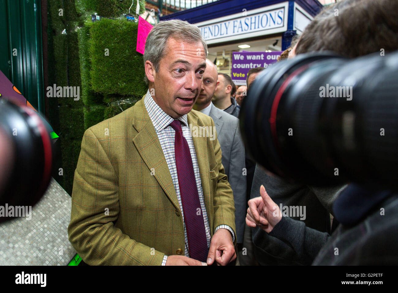 Leeds, West Yorkshire. 1 June 2016. Leader of the UKIP Party and MEP Nigel Farage, speaks to the press as part of the Brexit Bus Tour campaign, at Kirkgate Market, in Leeds, West Yorkshire, on 1 June 2016. Credit:  Harry Whitehead/Alamy Live News Stock Photo