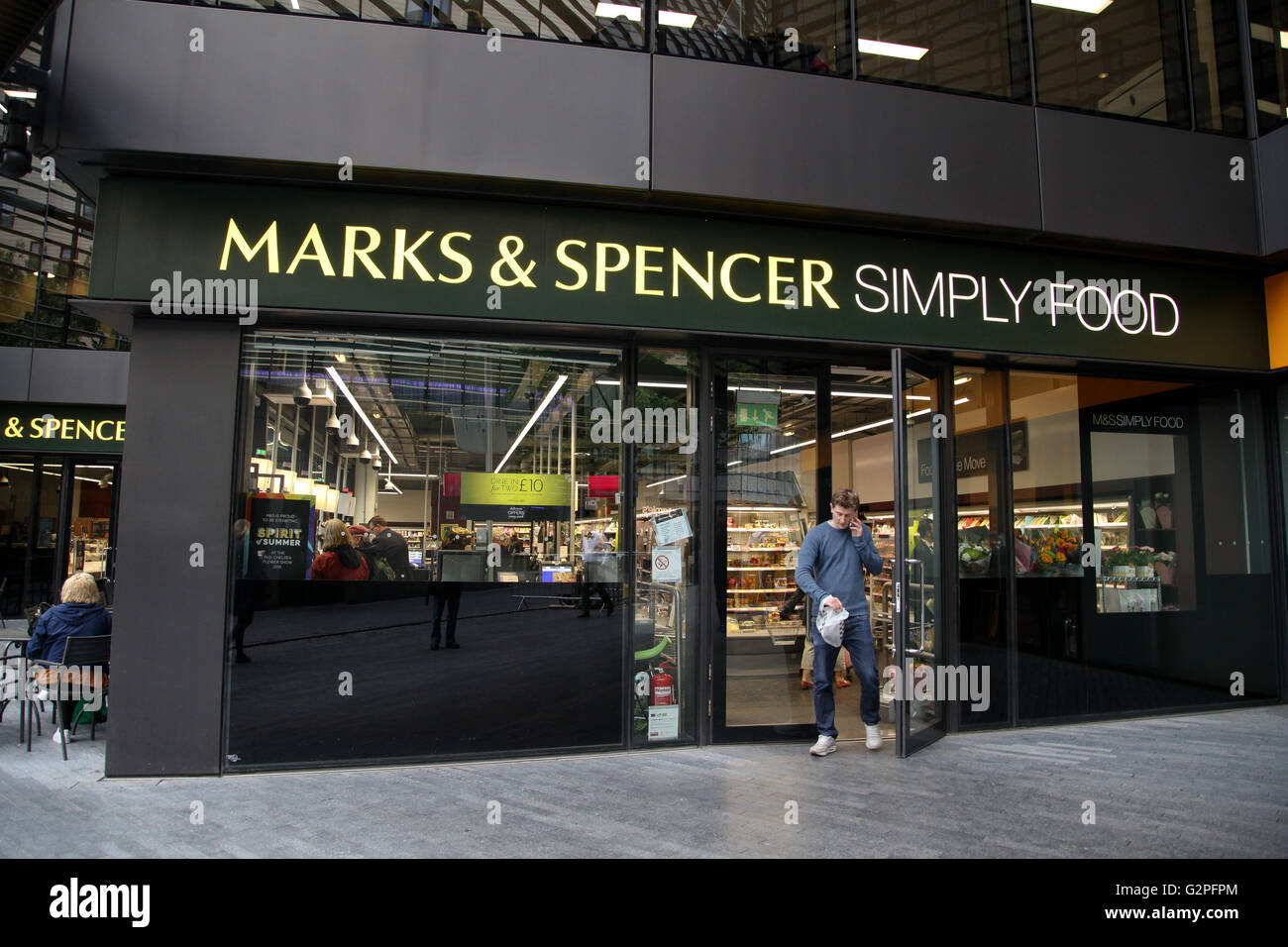Marks & Spencer Simply Food in More London, Riverside, London, UK 1 JUne 2016. Marks & Spencer is to switch off background music in stores in response to feedback from customers and staff. Credit:  Dinendra Haria/Alamy Live News Stock Photo
