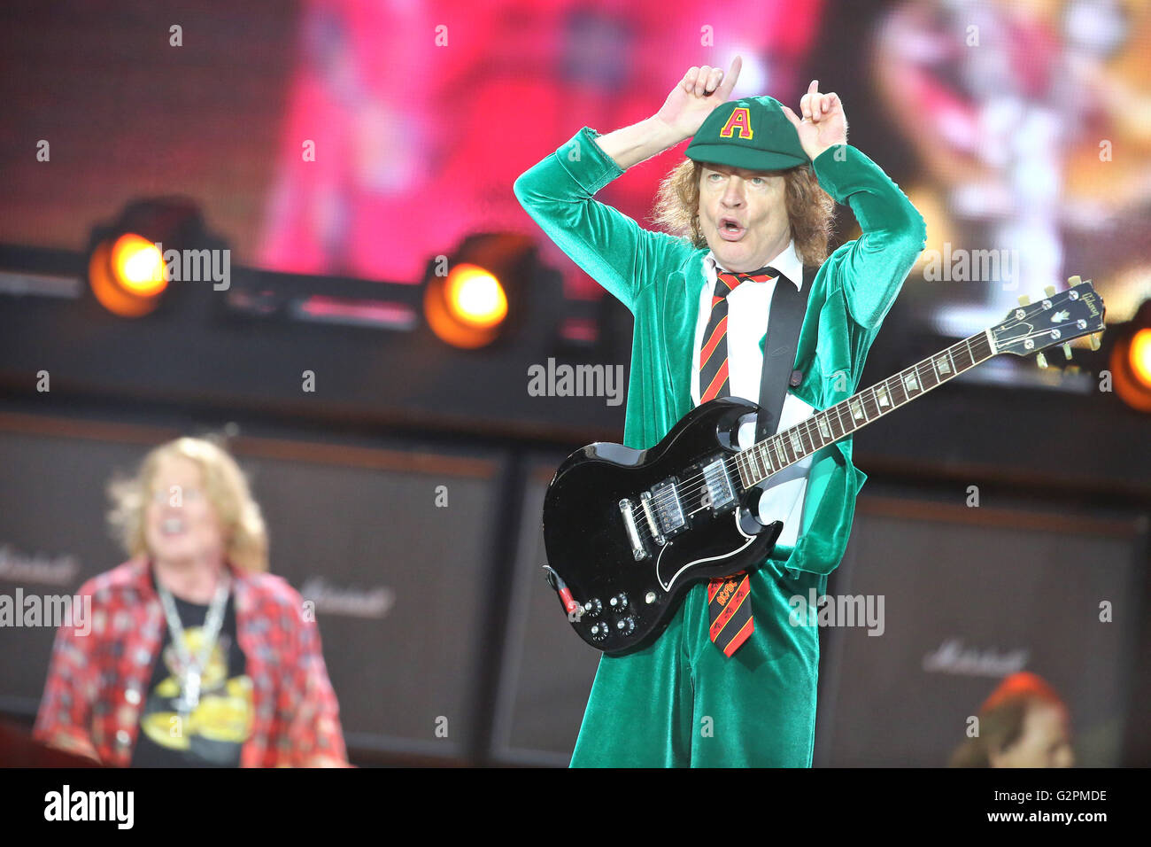 Axl Rose Young High Resolution Stock Photography and Images - Alamy