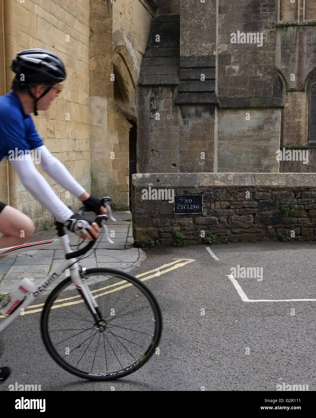 Cycling rider hi-res stock photography and images - Alamy