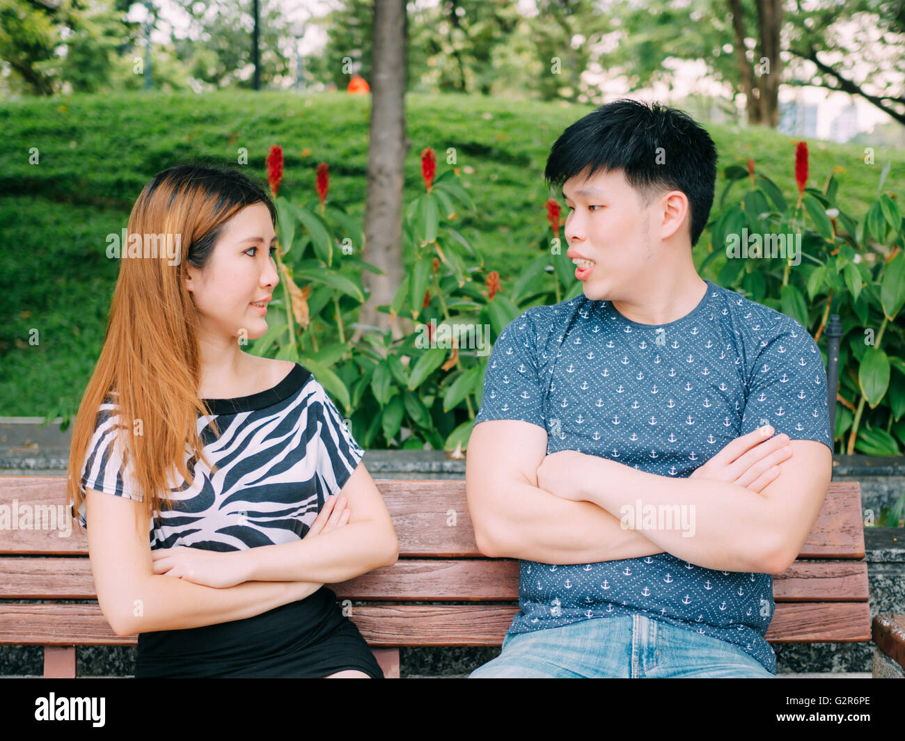 Asian couple having disgreement - love and relationship conflict concept Stock Photo