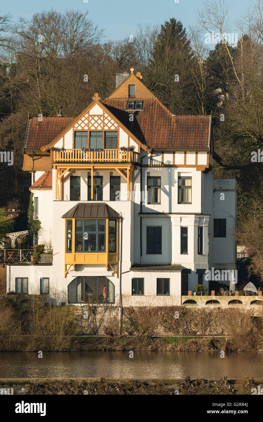 House on the river Stock Photo - Alamy