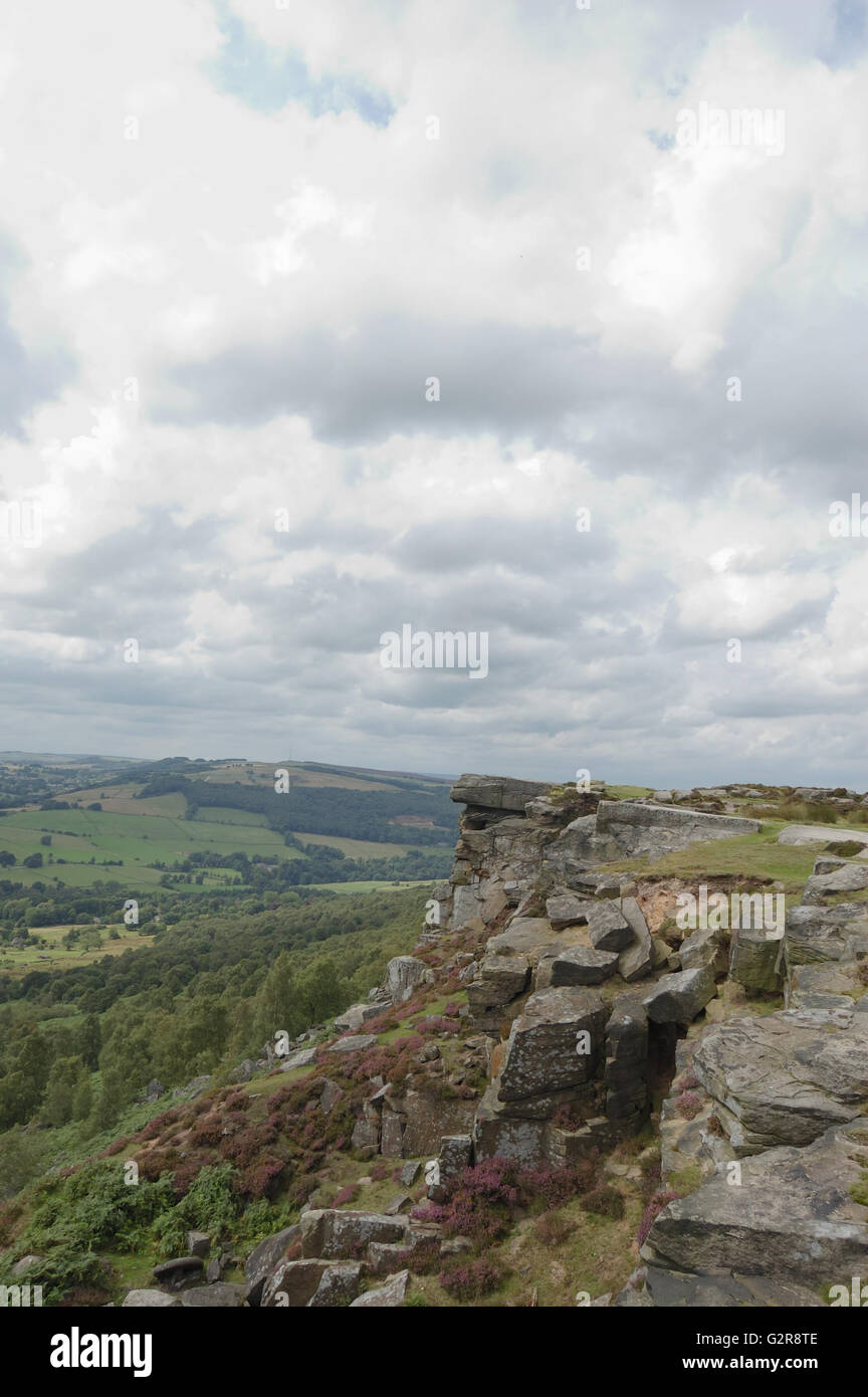 A sheer drop at Froggatt Edge, Derbyshire, England, a scenic area of the Peak District Stock Photo
