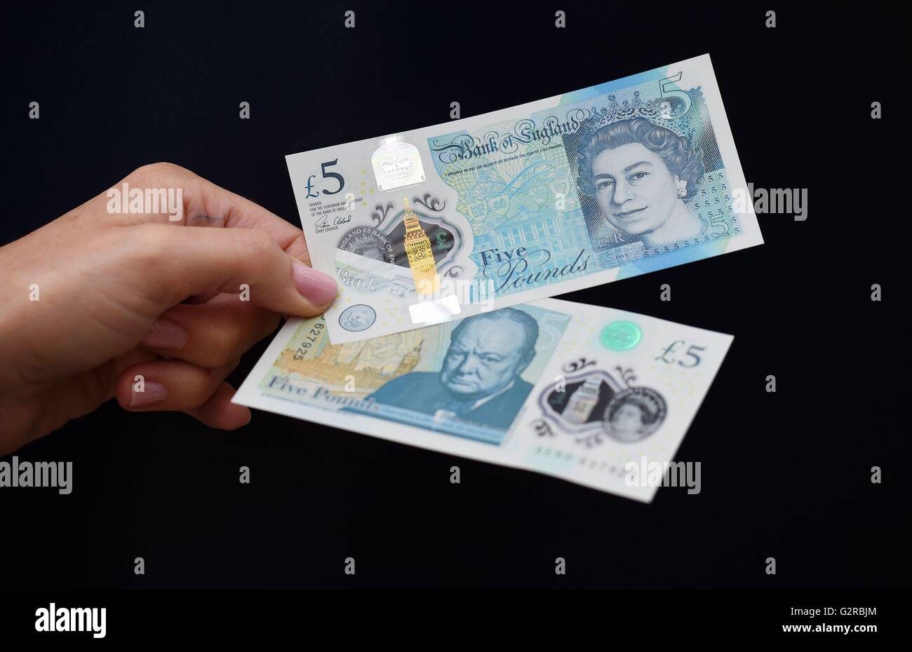 The new polymer £5 note featuring Sir Winston Churchill, is unveiled at ...