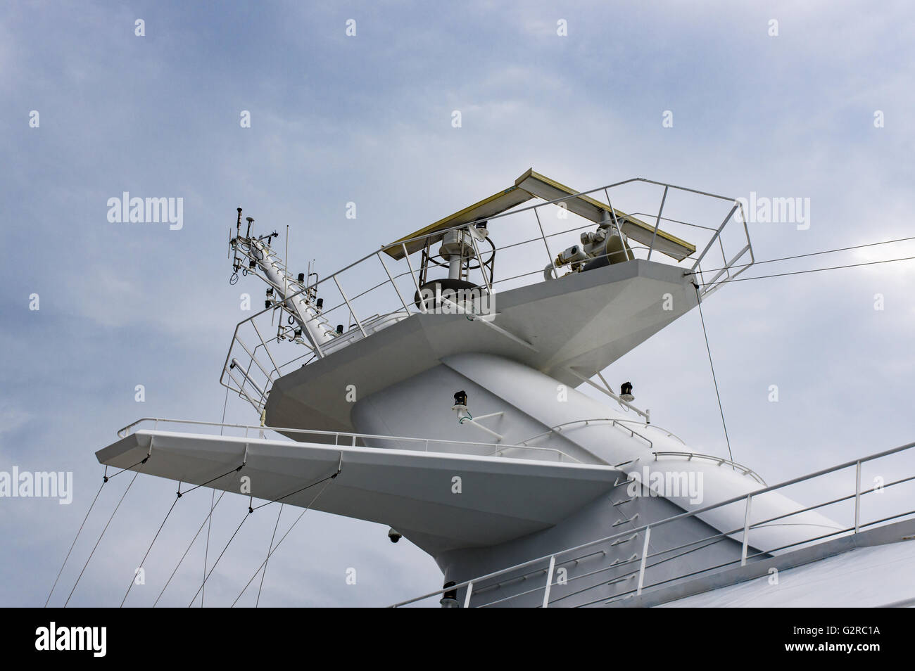 Radar mast hires stock photography and images Alamy