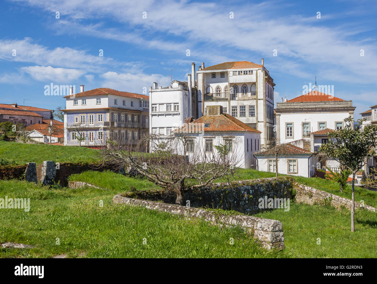 Fortified wall and houses in Valenca do Minho, Portugal Stock Photo Alamy