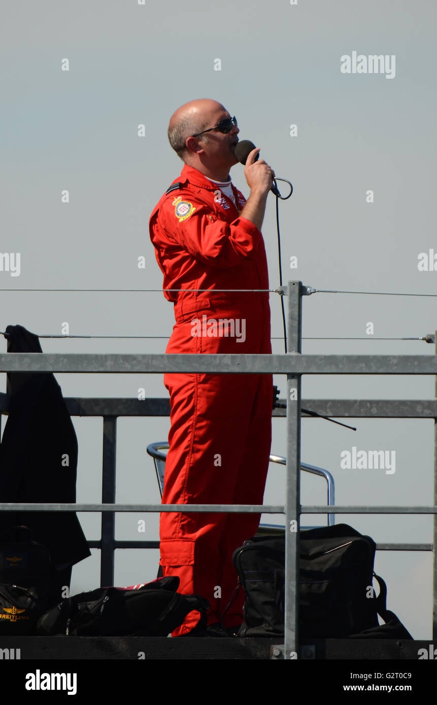 Red Arrow Mike Ling's primary duty is to act as Supervisor for all practices and displays as well as commentating at airshows Stock Photo