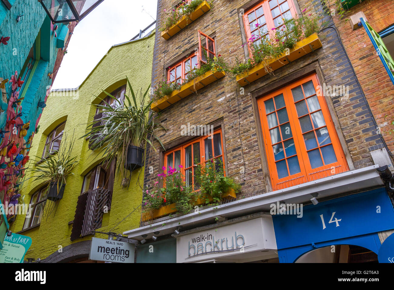 Neals's Yard in Seven Dials , a small alley in London's Covent Garden  named after the 17th century developer, Thomas Neale London, UK Stock Photo