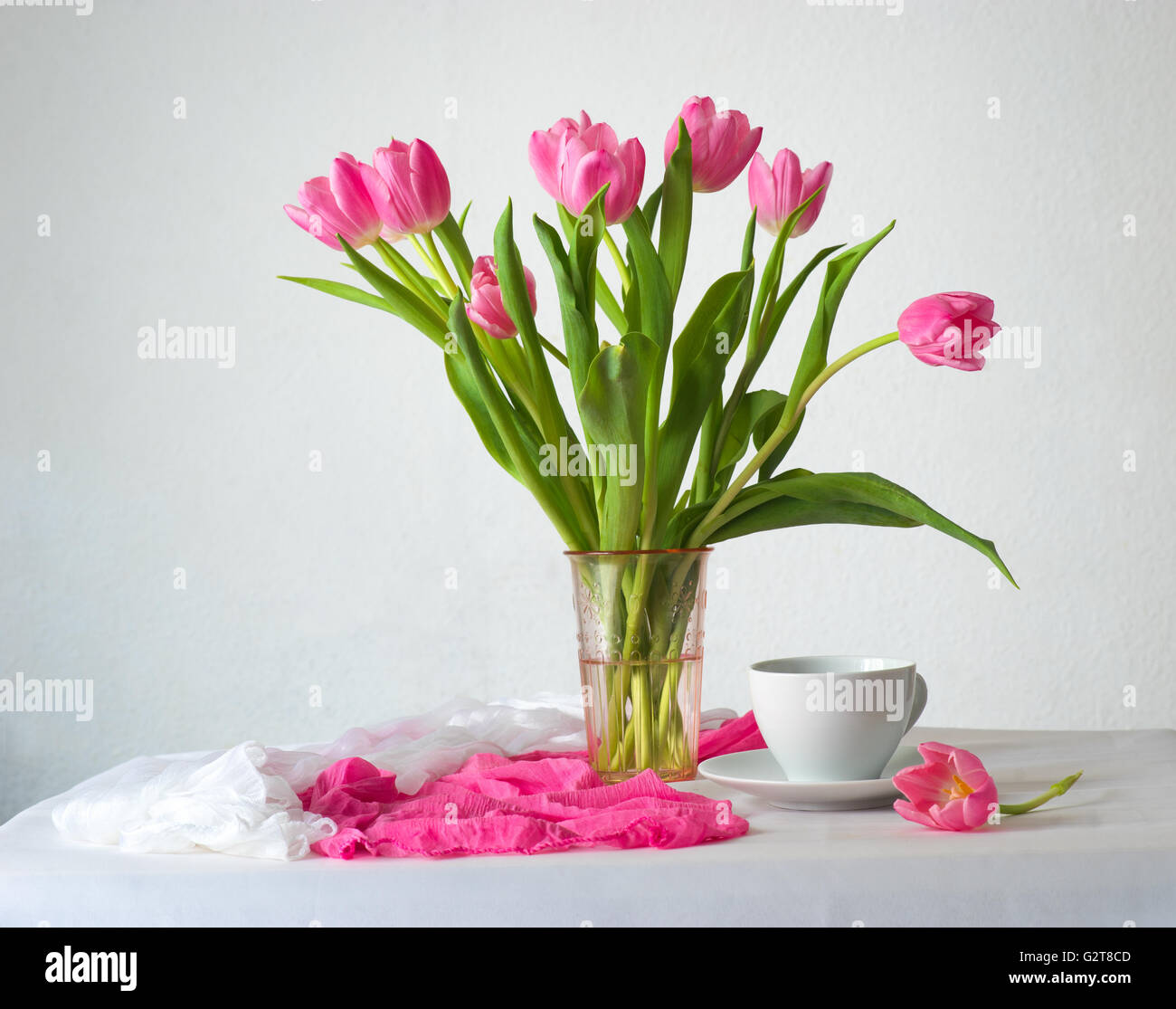 Still life with bunch of pink tulips Stock Photo - Alamy