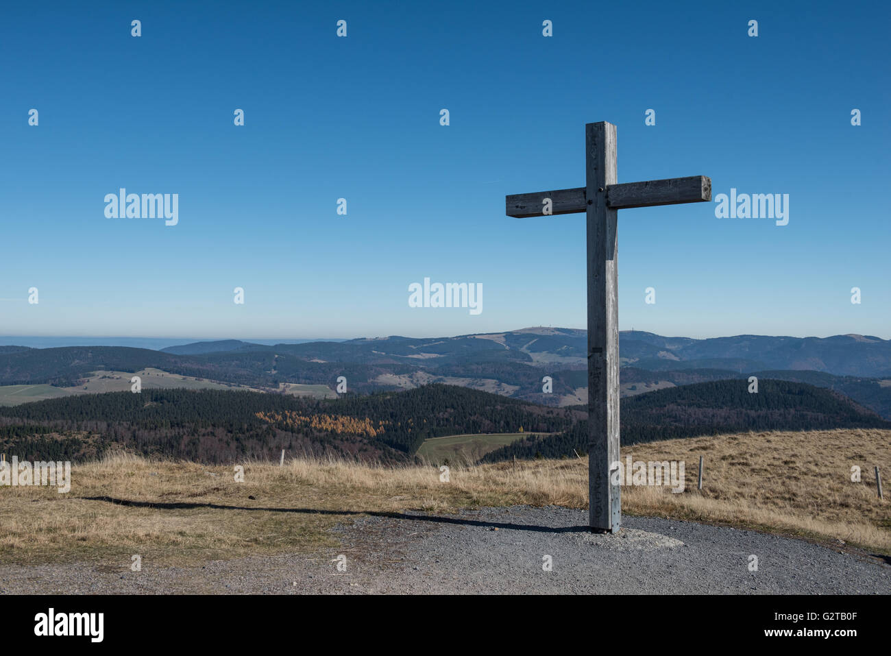 27.10.2015, Schoenau im Schwarzwald, Baden-Wuerttemberg, Germany - Summit cross on the Belchen. 00K151029D477CAROEX.JPG - NOT for SALE in G E R M A N Y, A U S T R I A, S W I T Z E R L A N D [MODEL RELEASE: NOT APPLICABLE, PROPERTY RELEASE: NO, (c) caro photo agency / Kaiser, http://www.caro-images.com, info@carofoto.pl - Any use of this picture is subject to royalty!] Stock Photo