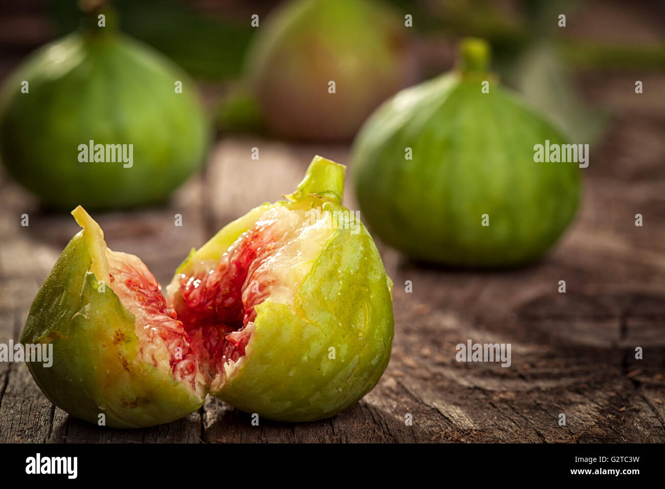 Different varieties of figs close up Stock Photo Alamy