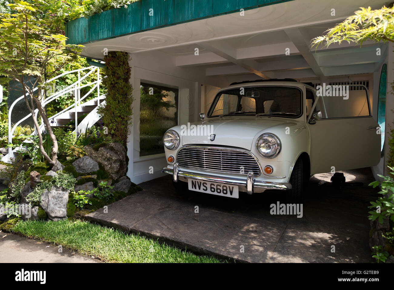 Garage Gold Stock Photos Garage Gold Stock Images Alamy