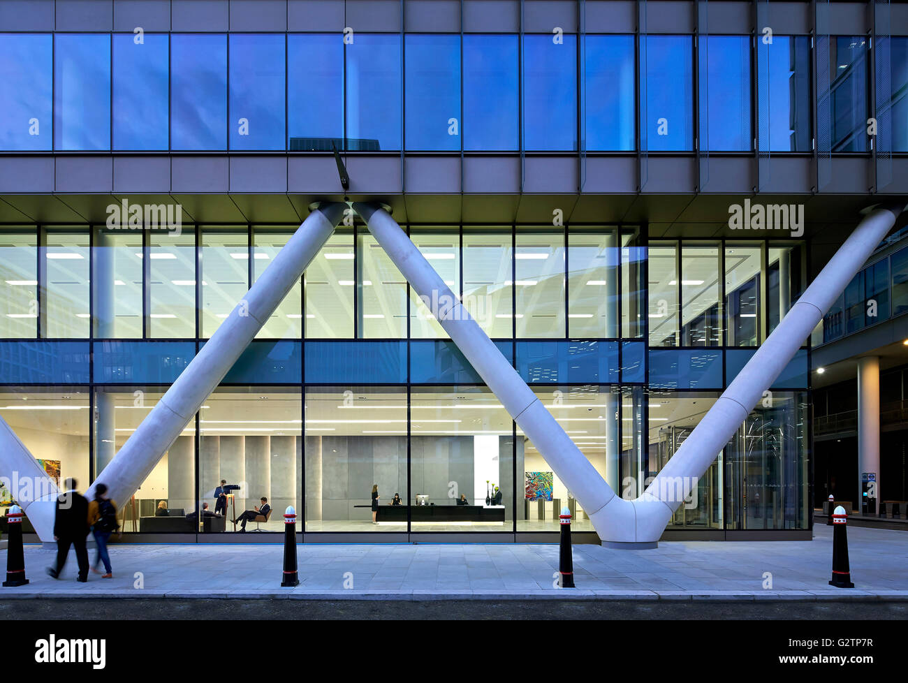 V-form truss of ground floor facade. Moorgate Exchange, London, United Kingdom. Architect: HKR Architects, 2015. Stock Photo