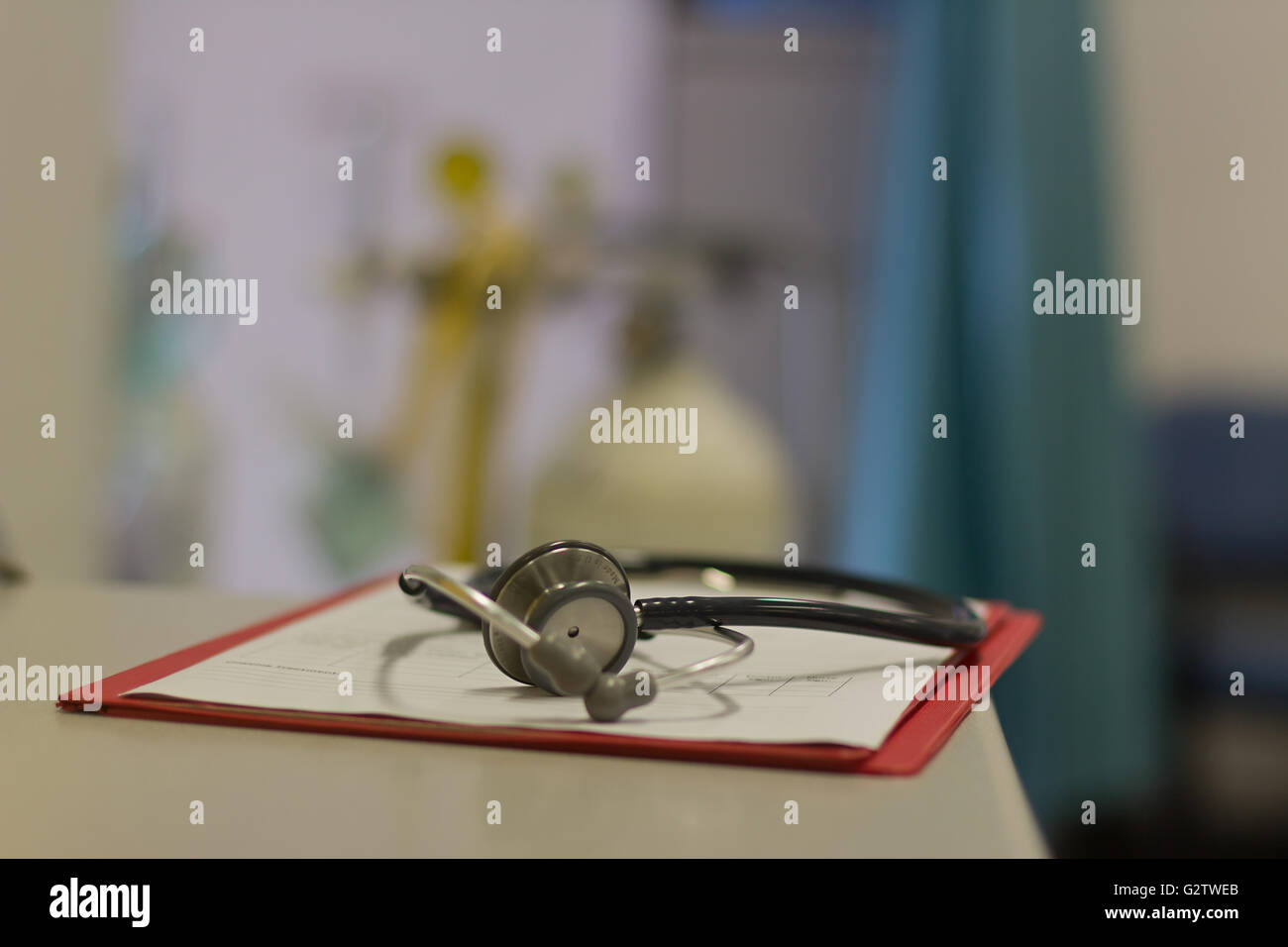 Nurse stethoscope listen hi-res stock photography and images - Alamy