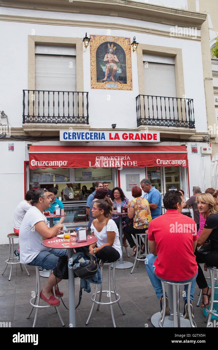 Seville Triana Bar High Resolution Stock Photography and Images - Alamy