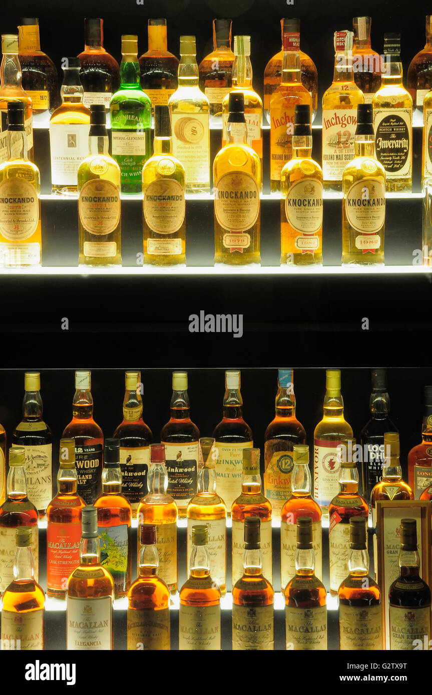 Scotland, Edinburgh, Scotch Whisky Experience, largest collection of