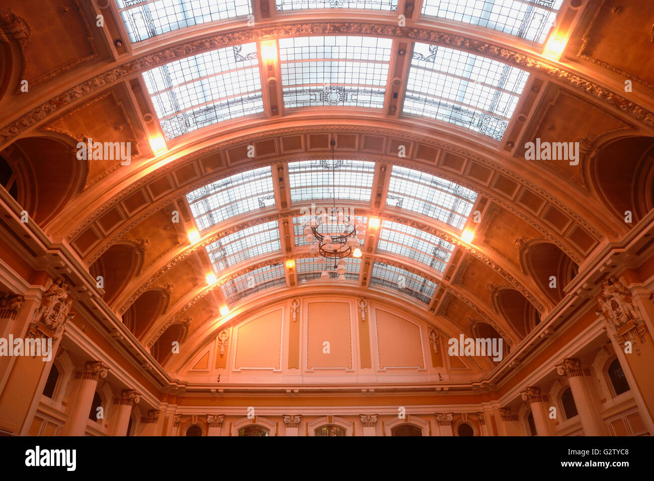 Glasgow library interior hi-res stock photography and images - Alamy