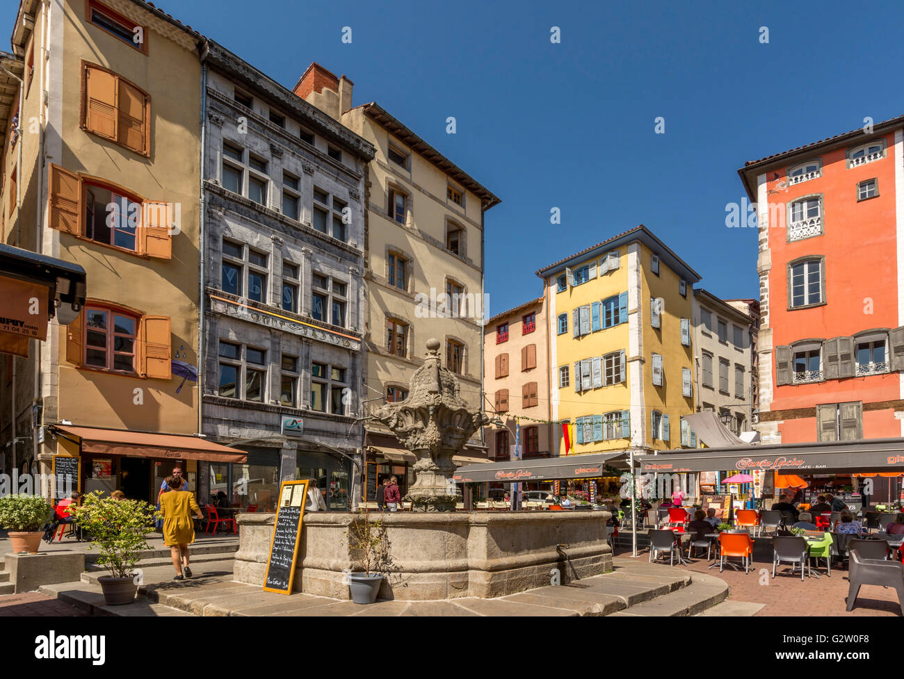 Place du Plot, Le Puy en Velay, HauteLoire, Auvergne, France Stock Photo Alamy Place du Plot, Le Puy en Velay, HauteLoire, Auvergne, France Stock Photo Alamy
