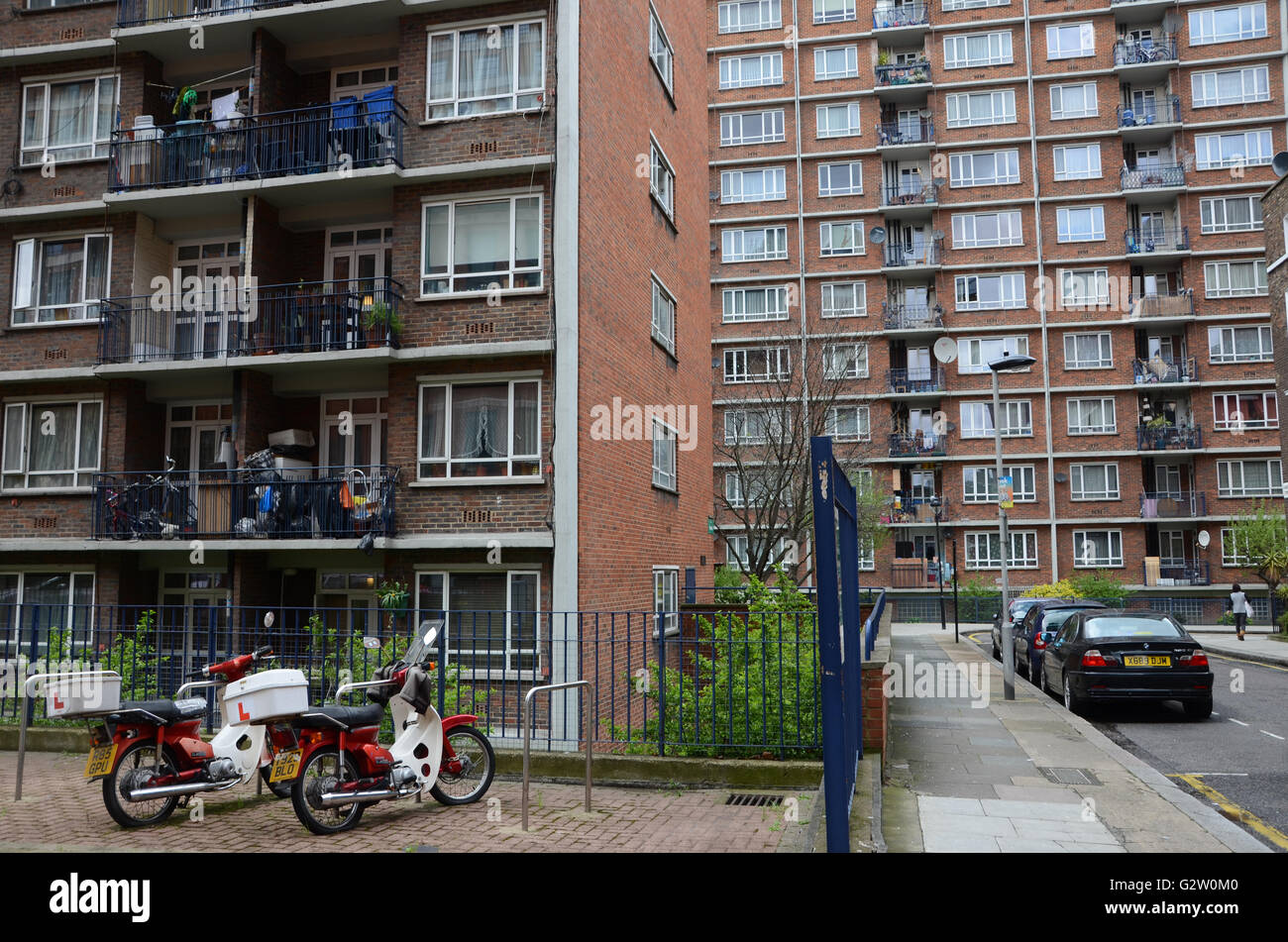 British families 1960s hires stock photography and images Alamy