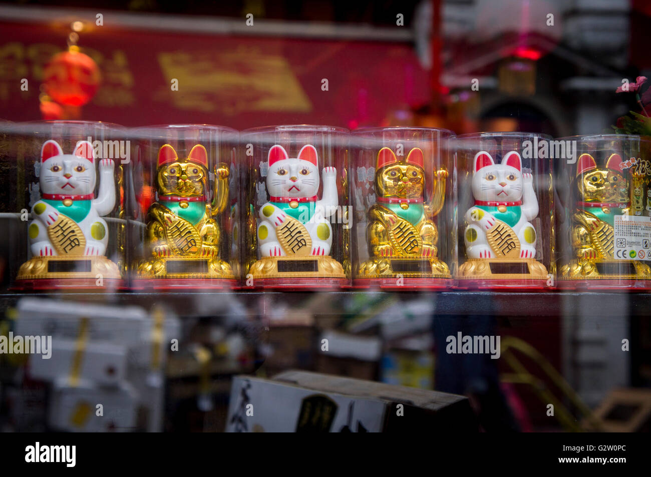 Maneki Neko, figurine, lucky charm, talisman, cat Stock Photo