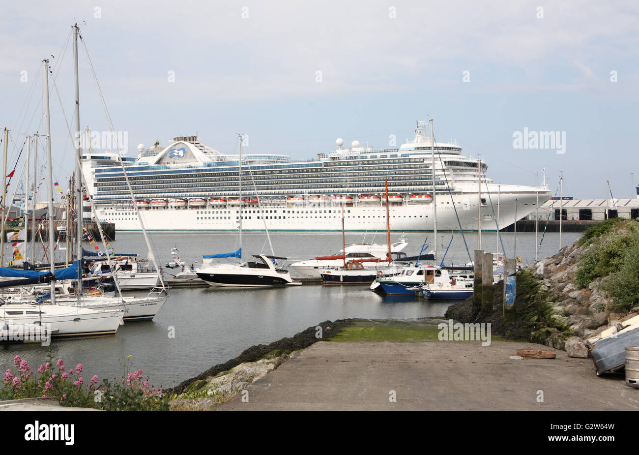 Ms grand princess hi-res stock photography and images - Alamy