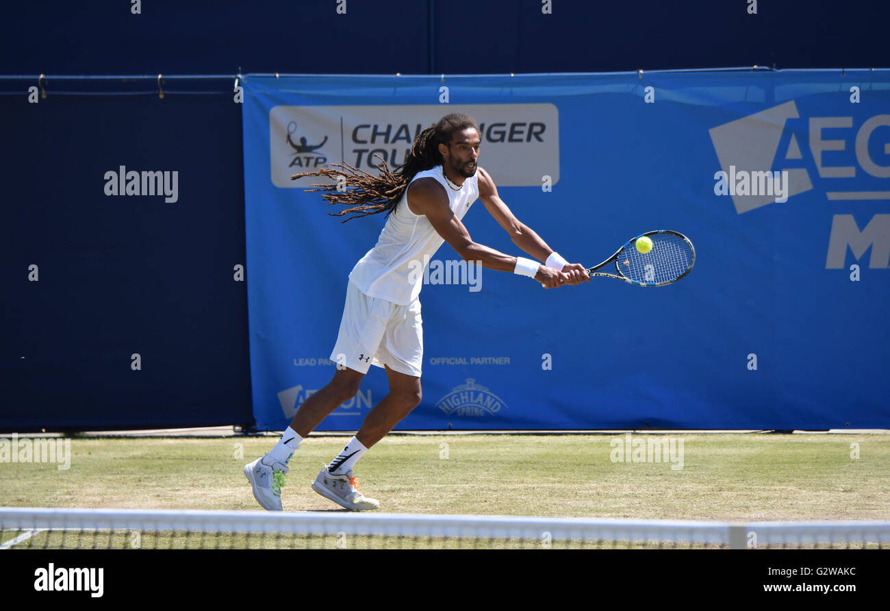 Dustin brown serve hi-res stock photography and images - Alamy