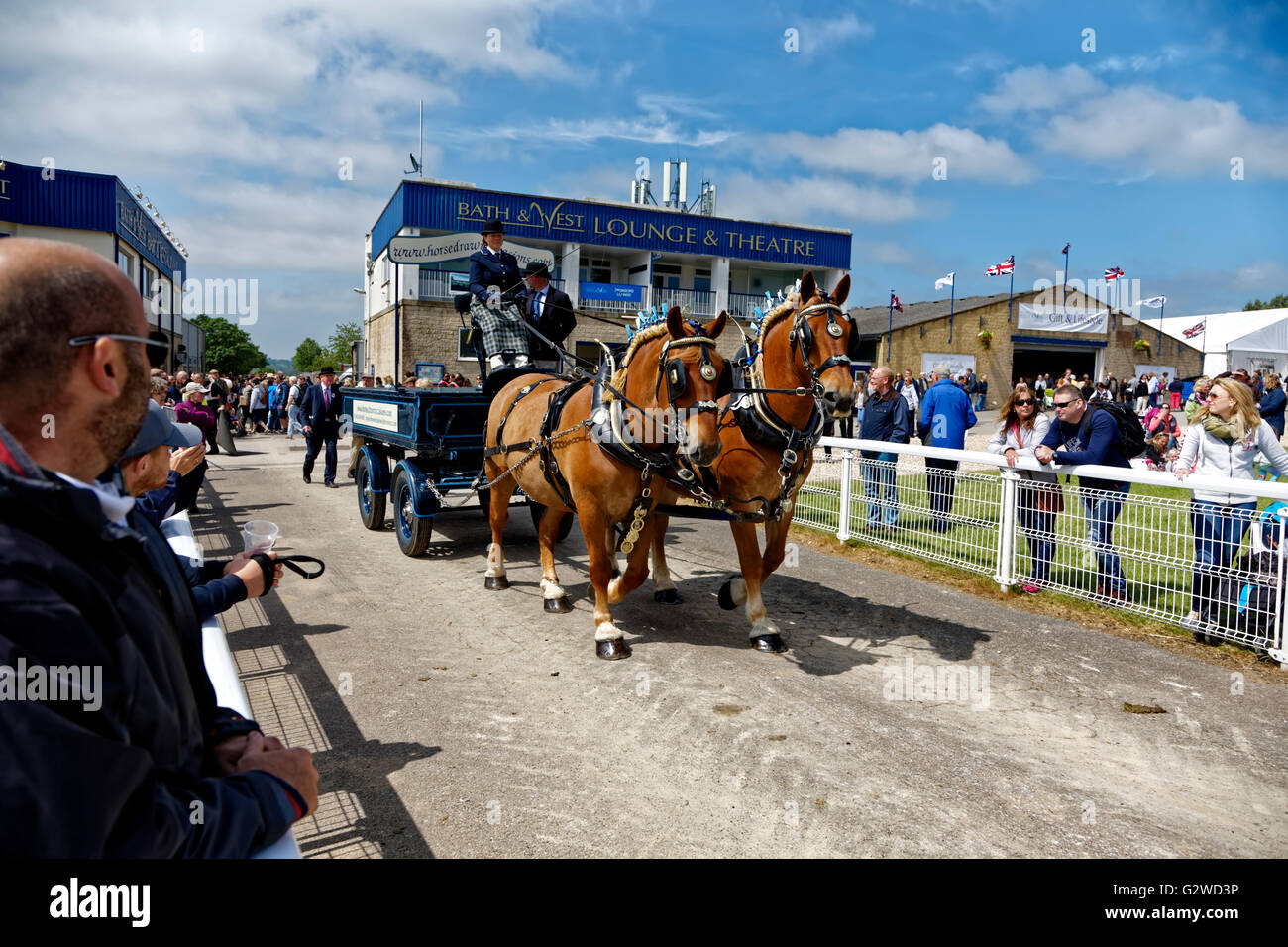 Royal Bath & West Showground, Shepton Mallet, Somerset, UK. 3rd June, 2016. A hot sunny day at the 2016 Royal Bath & West Show Credit:  Andrew Harker/Alamy Live News Stock Photo