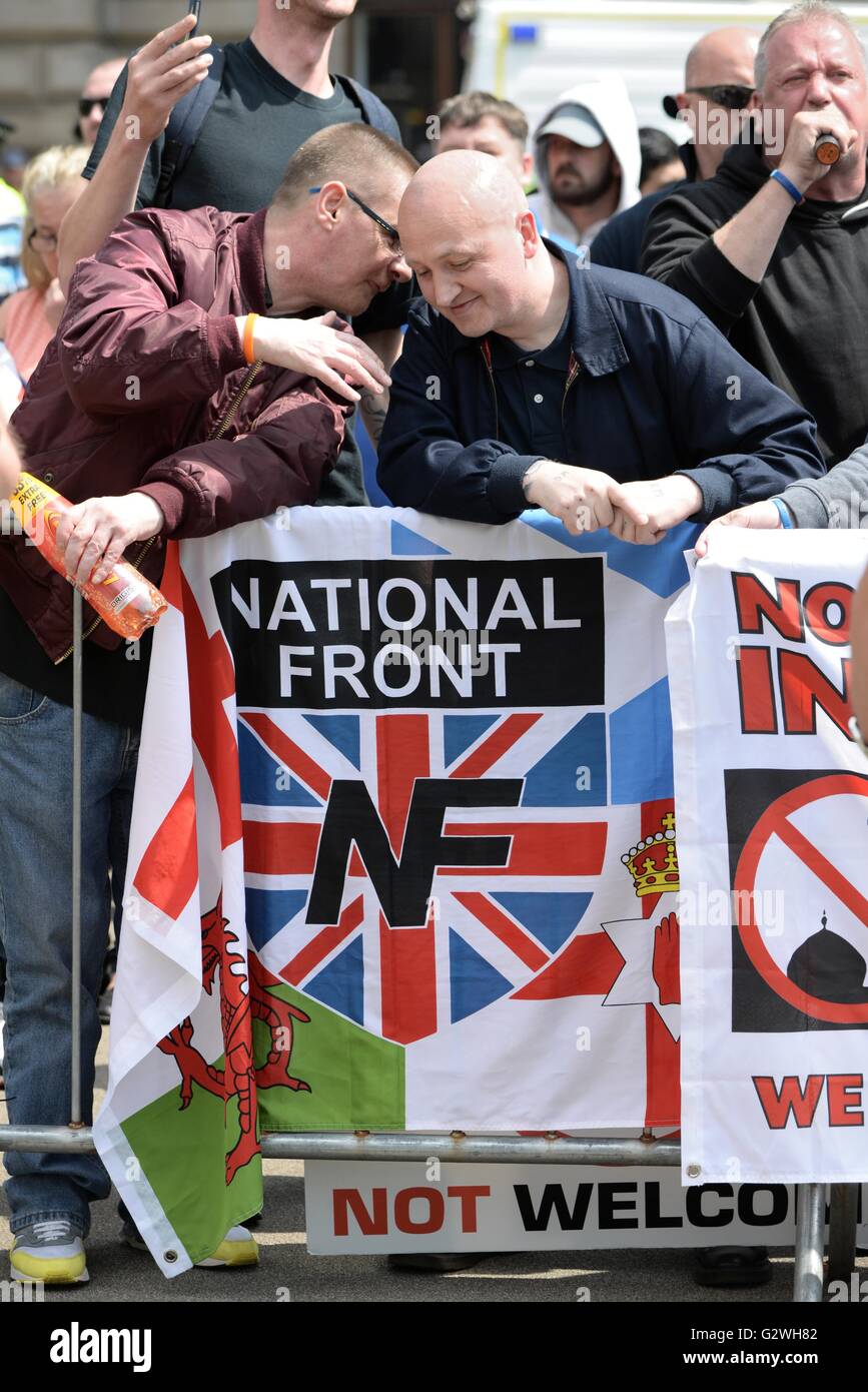 Glasgow, Scotland, UK. 04th June, 2016. Supporters of the Scottish Defence League held a demonstration in George Square, Glasgow which demanded a large police presence. A counter demonstration by various union groups and left wing anti-nazi lobbyists were also in the square in the heart of the city. Alamy Live News Stock Photo