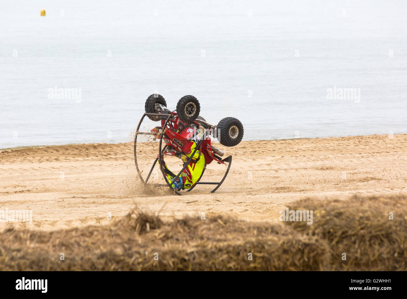 Bournemouth, Dorset UK 4 June 2016. The Australian stunt driver Kangaroo Kid (Matt Coulter) and friend perform their stunts at Bournemouth beach on the second day of the Bournemouth Wheels Festival.  Credit:  Carolyn Jenkins/Alamy Live News Stock Photo