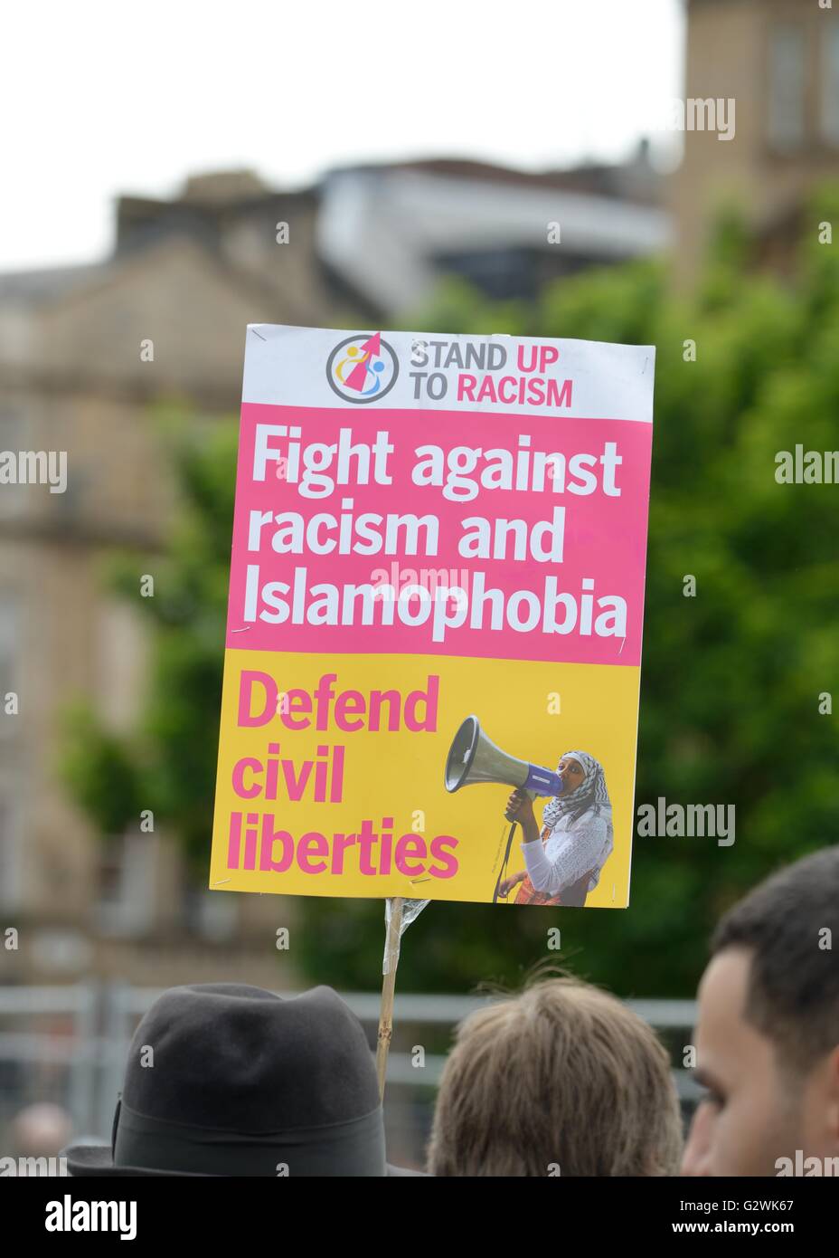 Glasgow, Scotland, UK. 04th June, 2016. Supporters of the Scottish Defence League held a demonstration in George Square, Glasgow which demanded a large police presence. A counter demonstration by various union groups and left wing anti-nazi lobbyists were also in the square in the heart of the city. Alamy Live News Stock Photo