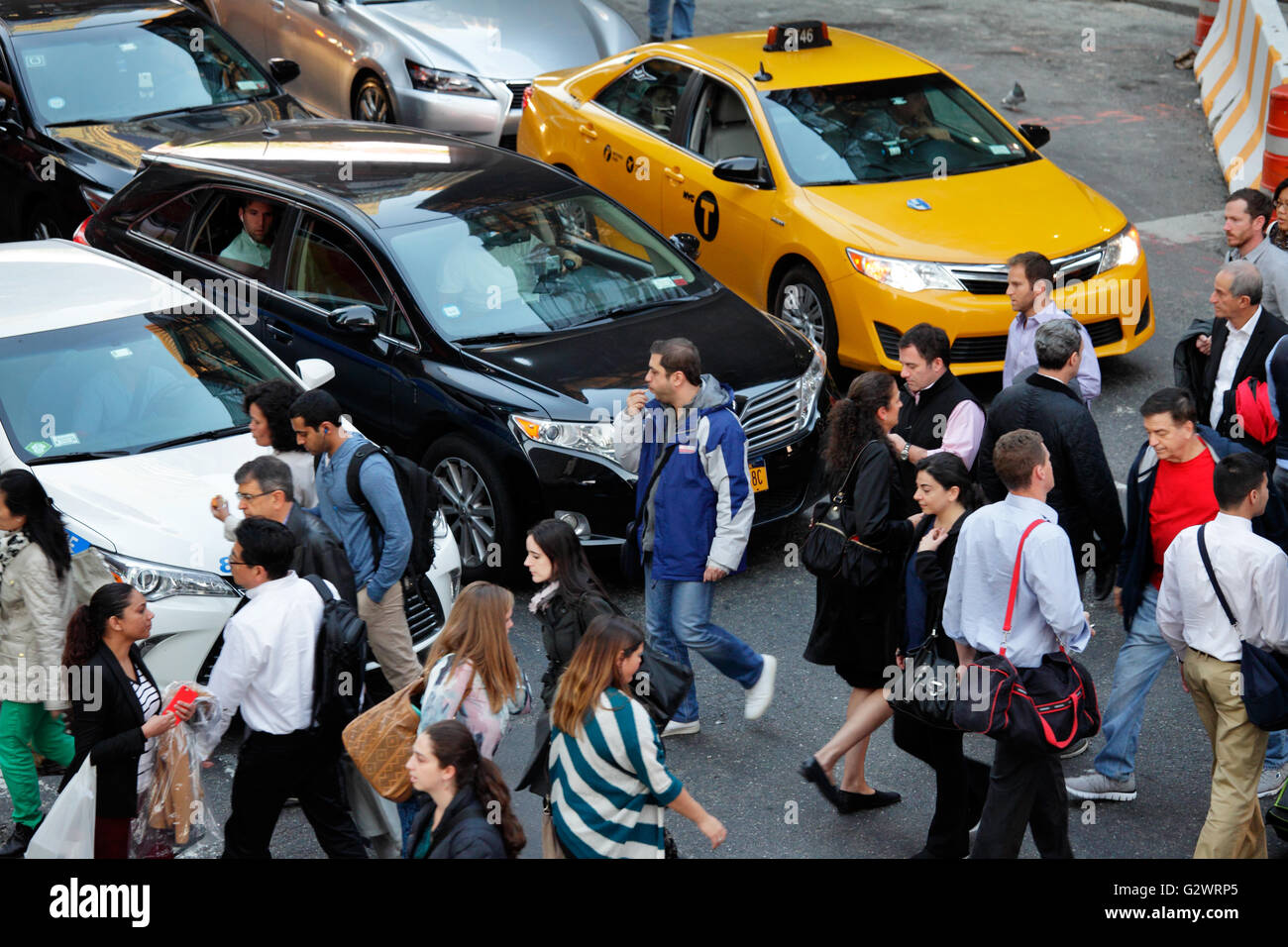 New york pedestrians traffic hi-res stock photography and images - Page 39  - Alamy