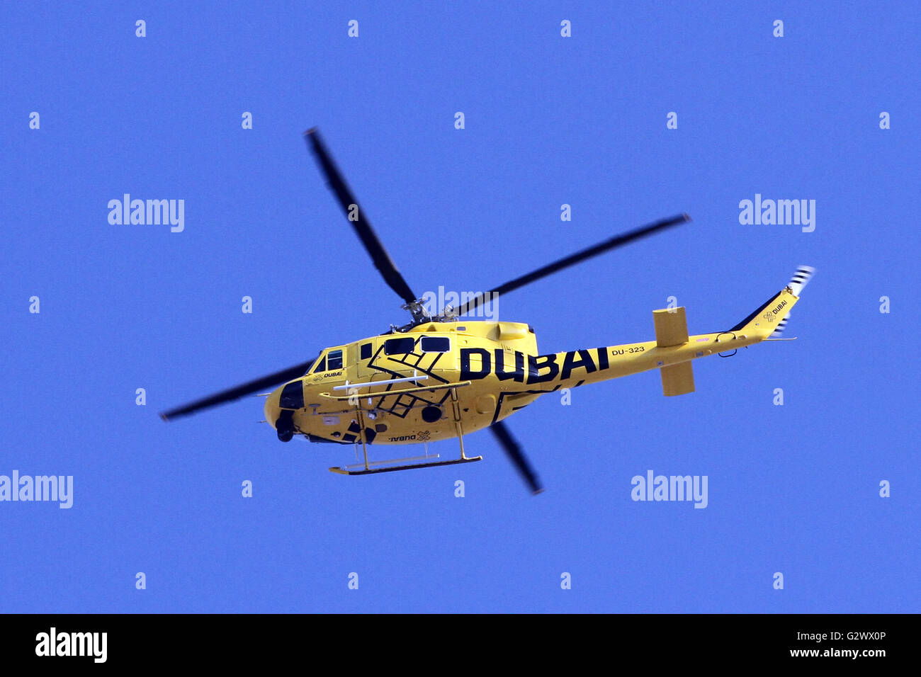 28.03.2015, Dubai , Dubai, United Arab Emirates - Helicopter in the air. 00S150328D724CAROEX.JPG - NOT for SALE in G E R M A N Y, A U S T R I A, S W I T Z E R L A N D [MODEL RELEASE: NOT APPLICABLE, PROPERTY RELEASE: NO, (c) caro photo agency / Sorge, http://www.caro-images.com, info@carofoto.pl - Any use of this picture is subject to royalty!] Stock Photo