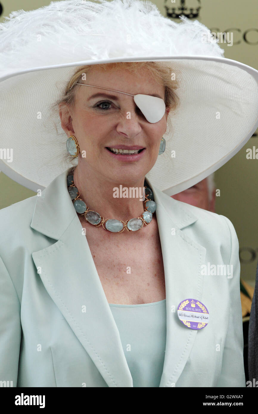 17.06.2015, Ascot , Berkshire, Grossbritannien - Princess Michael of Kent. 00S150617D742CAROEX.JPG - NOT for SALE in G E R M A N Y, A U S T R I A, S W I T Z E R L A N D [MODEL RELEASE: NO, PROPERTY RELEASE: NO, (c) caro photo agency / Sorge, http://www.caro-images.com, info@carofoto.pl - Any use of this picture is subject to royalty!] Stock Photo