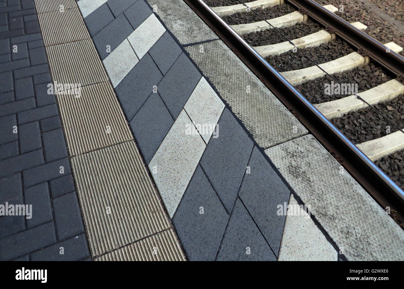 26.07.2015, Ludwigslust, Brandenburg , Germany - Platform edge with the Blind and track. 00S150726D900CAROEX.JPG - NOT for SALE in G E R M A N Y, A U S T R I A, S W I T Z E R L A N D [MODEL RELEASE: NOT APPLICABLE, PROPERTY RELEASE: NO, (c) caro photo agency / Sorge, http://www.caro-images.com, info@carofoto.pl - Any use of this picture is subject to royalty!] Stock Photo