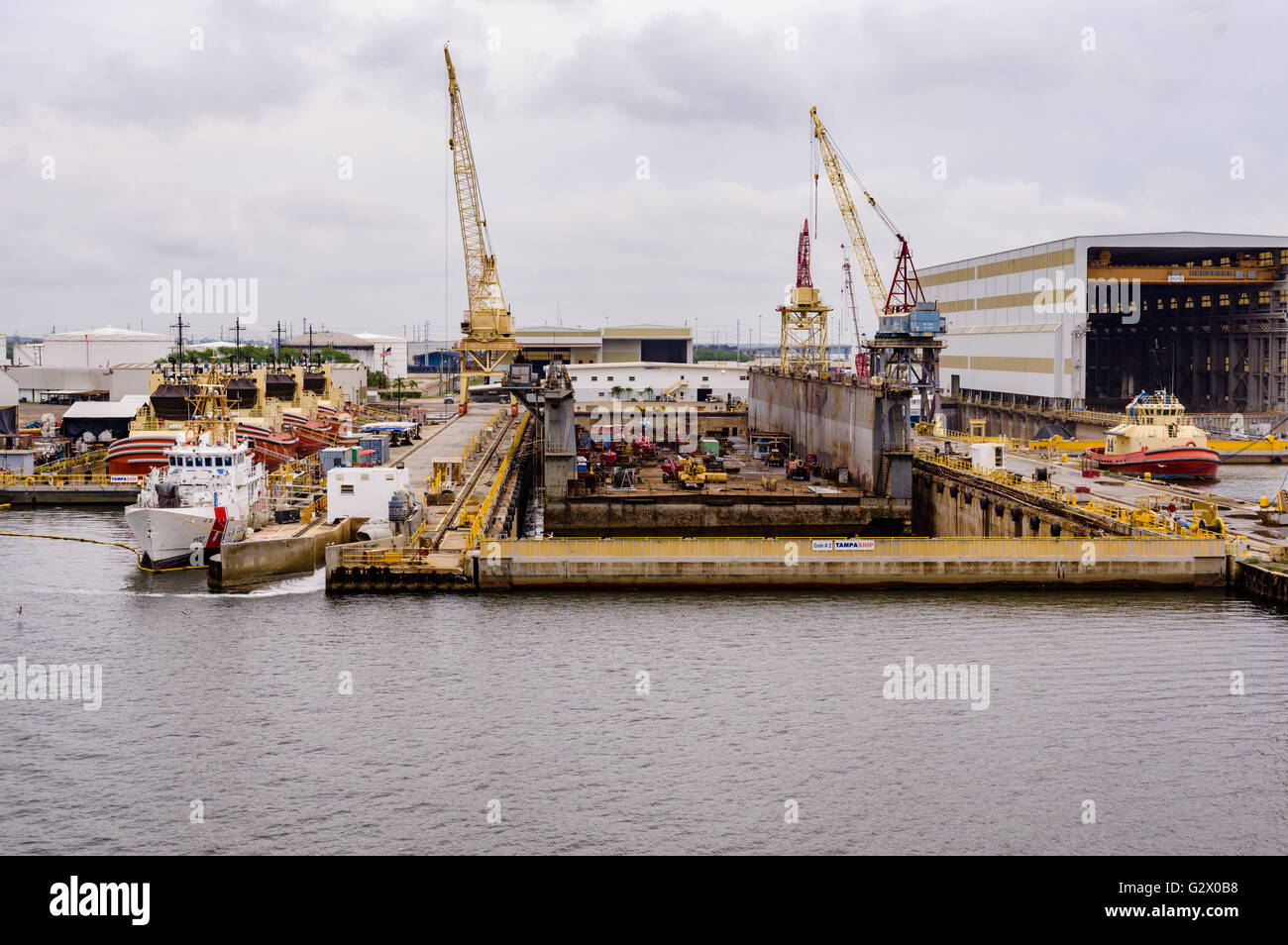 Us coast guard cutter hi-res stock photography and images - Alamy