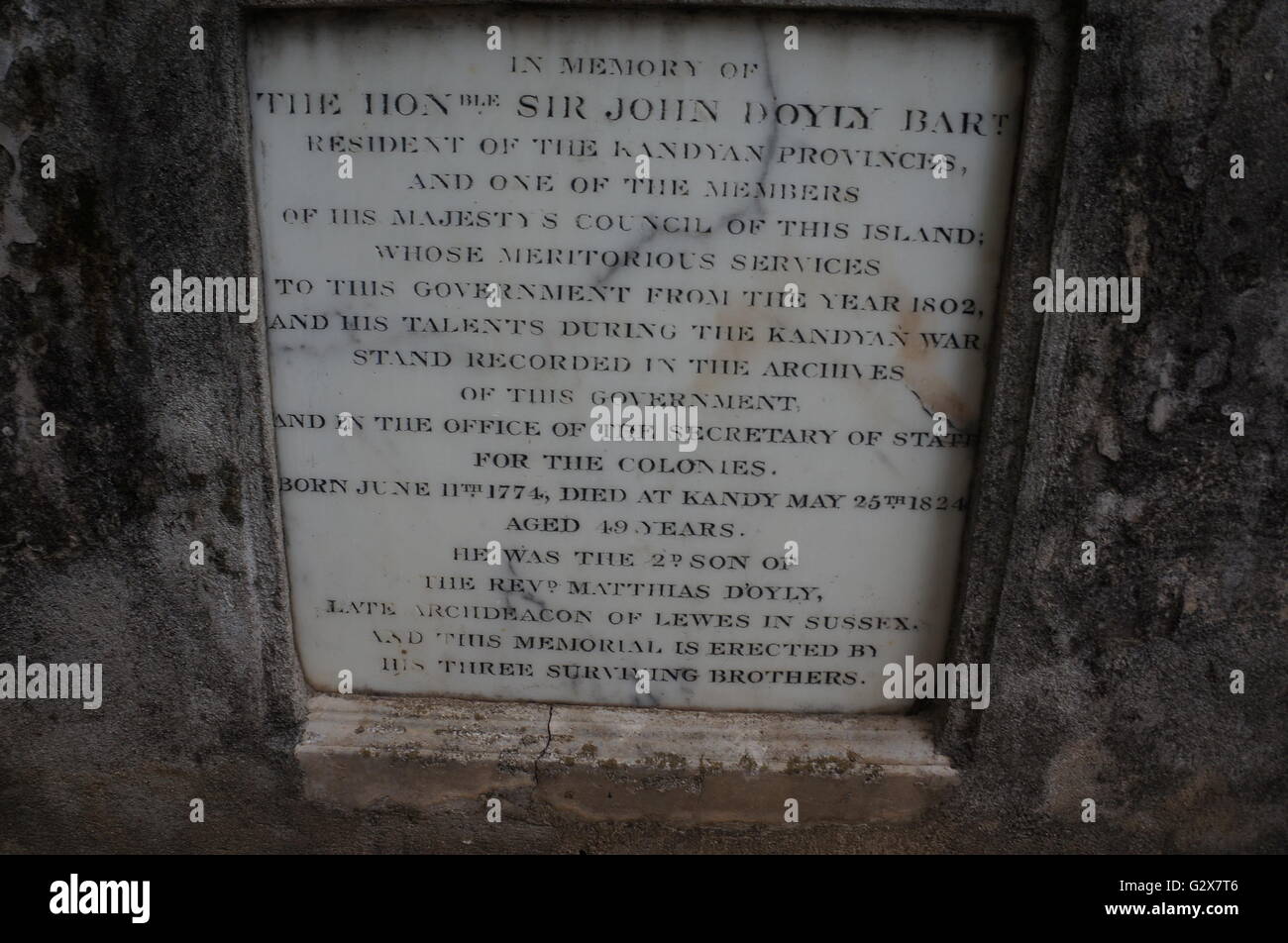 Headstone of Sir John D'Oyly, 1st Baronet of Kandy, at Kandy Garrison Cemetery, Kandy, Sri Lanka, known as the Sinhalese hermit Stock Photo