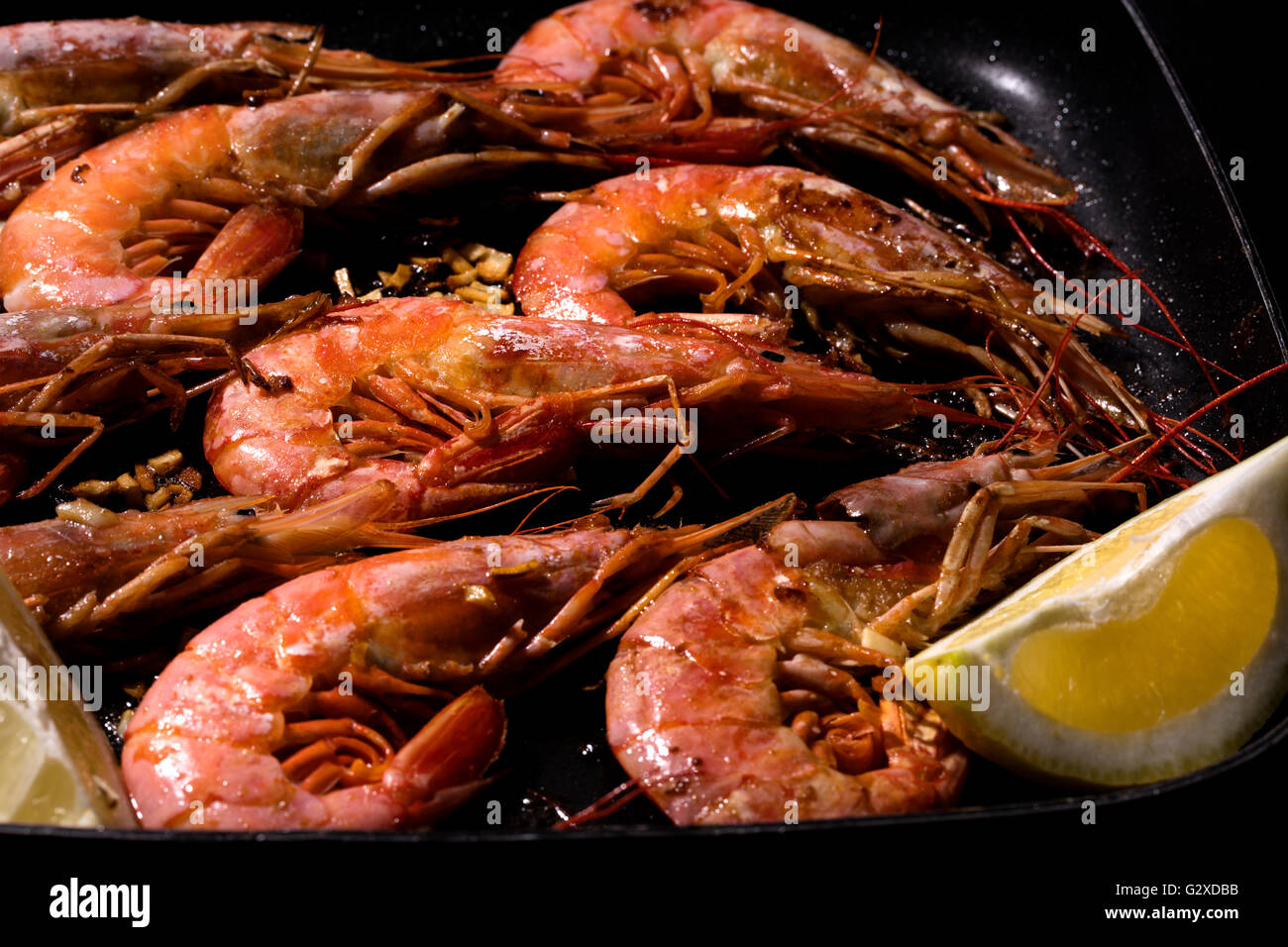 prawns recipe roasted with olive oil, garlic and salt Stock Photo Alamy