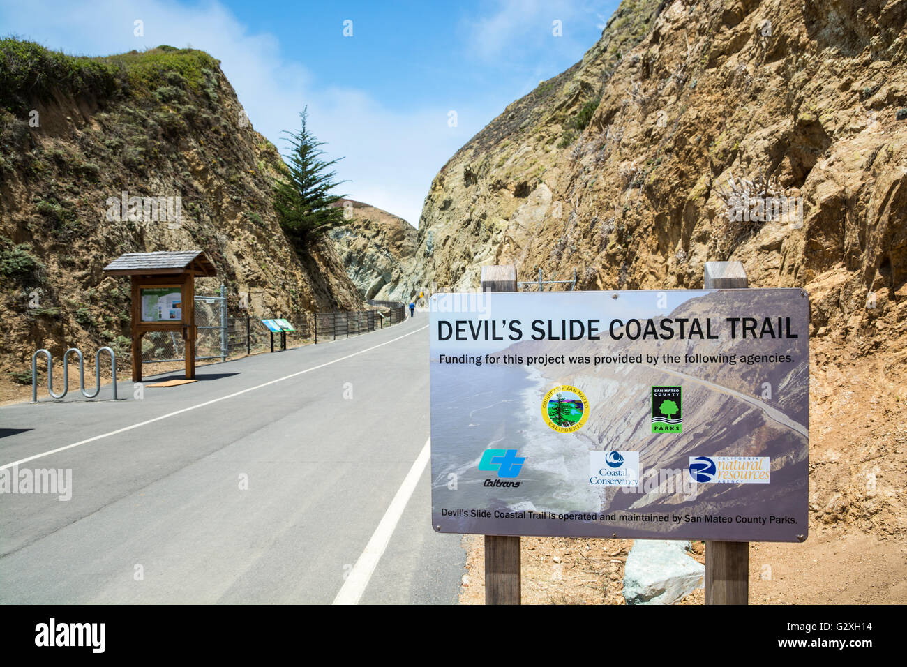 California, San Mateo County, Pacific Ocean coast, Devil's Slide ...