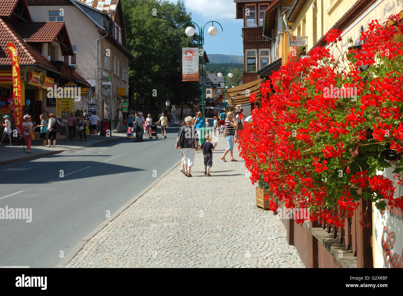 Karpacz Poland August 14 Unidentified People And Flowers On Main Street In Karpacz City In Karkonosze Mountains Poland 14 08 Stock Photo Alamy