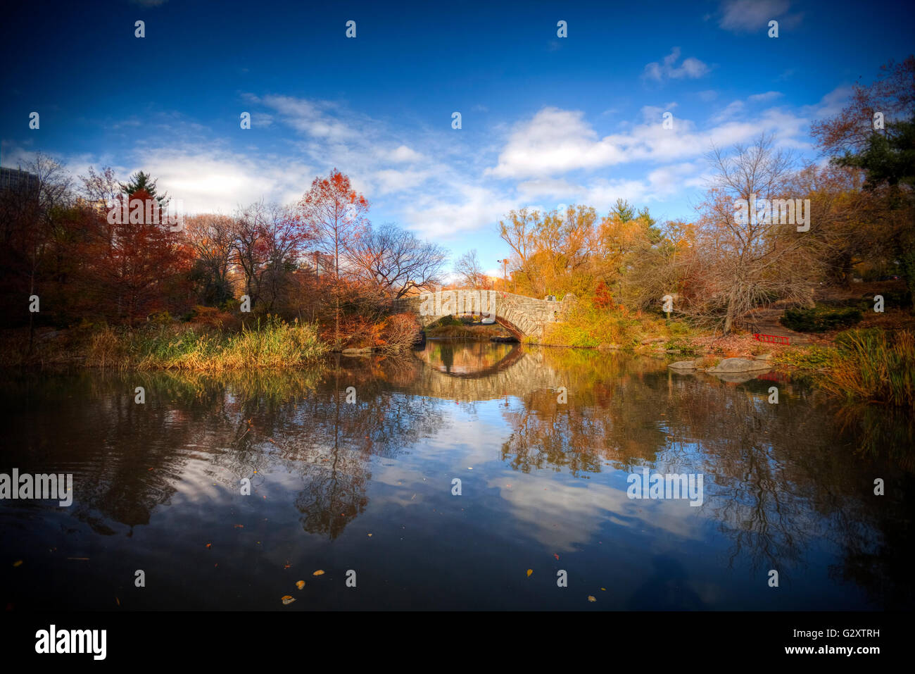 New York City Manhattan Central Park panorama in Autumn lake with ...