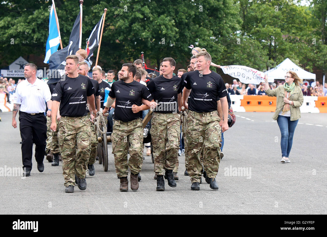 Fareham, Hampshire, UK. 4th June 2016. The most spectacular event took place at HMS Collingwood, Fareham, Hampshire when the establishment opened it gates for the annual Open Day, sponsored by 8 Wealth Management featuring the Royal Navy and Royal Marines Charity (RNRMC) Field Gun Competition. The Field Gun competition featured crews from across the UK and as far afield as Gibraltar competing for the coveted Brickwoods Trophy. Credit:  uknip/Alamy Live News Stock Photo