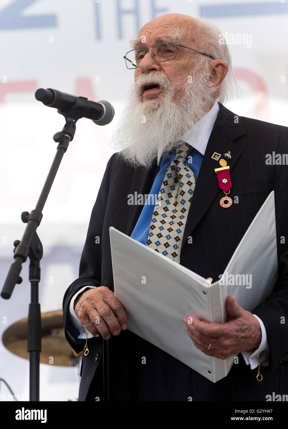 James randi hi-res stock photography and images - Alamy