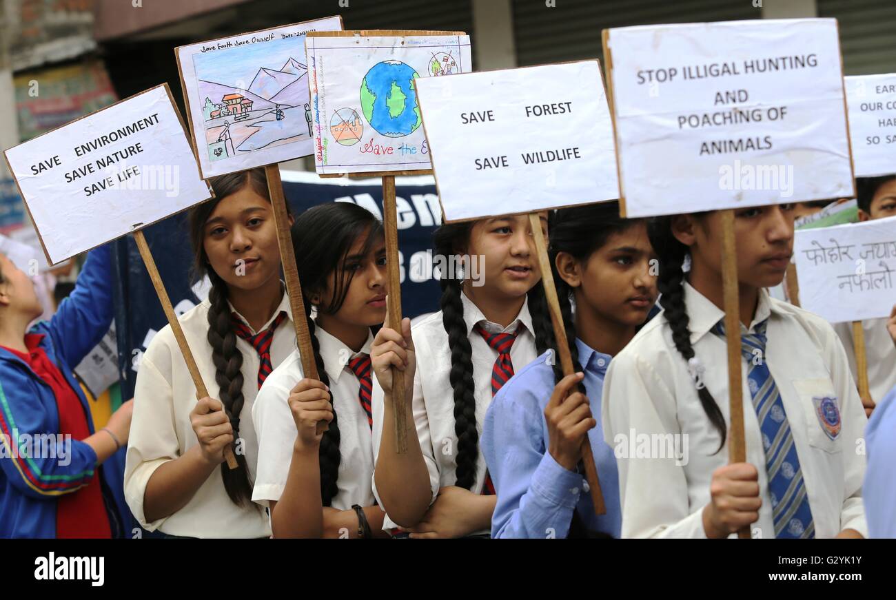 Kathmandu, Nepal. 5th June, 2016. Nepalese children participate in an