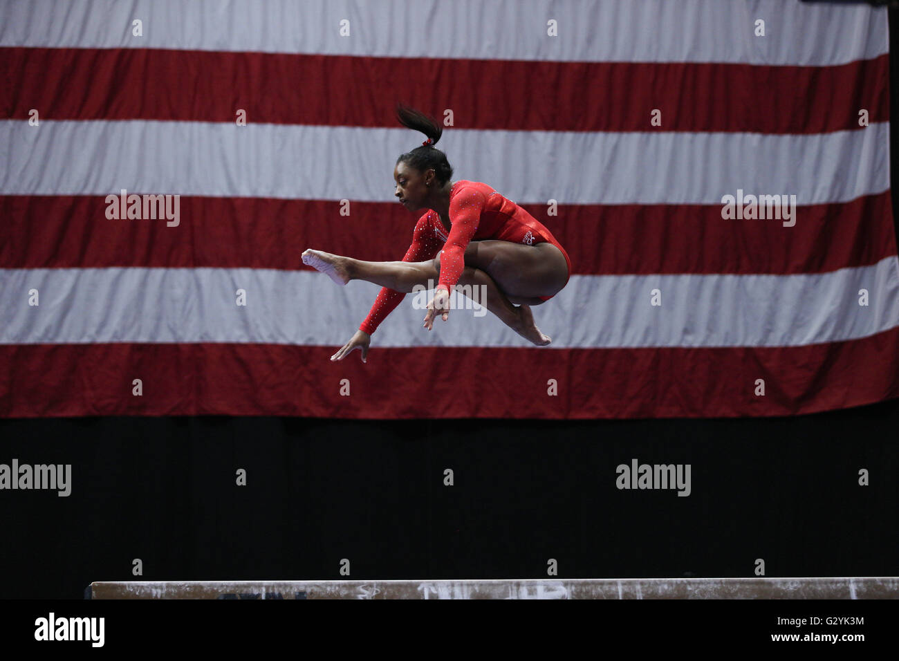 The Uneven Bars. 4th June, 2016. Gymnast Simone Biles (World Champions