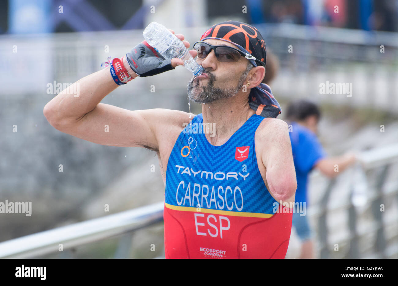 Aviles, Spain. 4th June, 2016. Carrasco (Spain) driks water during the paradhuatlon category of 2016 Aviles ITU Duathlon World Championships at Center Niemeyer on June 4, 2016 in Aviles, Spain. Credit: David Gato/Alamy Live News Stock Photo