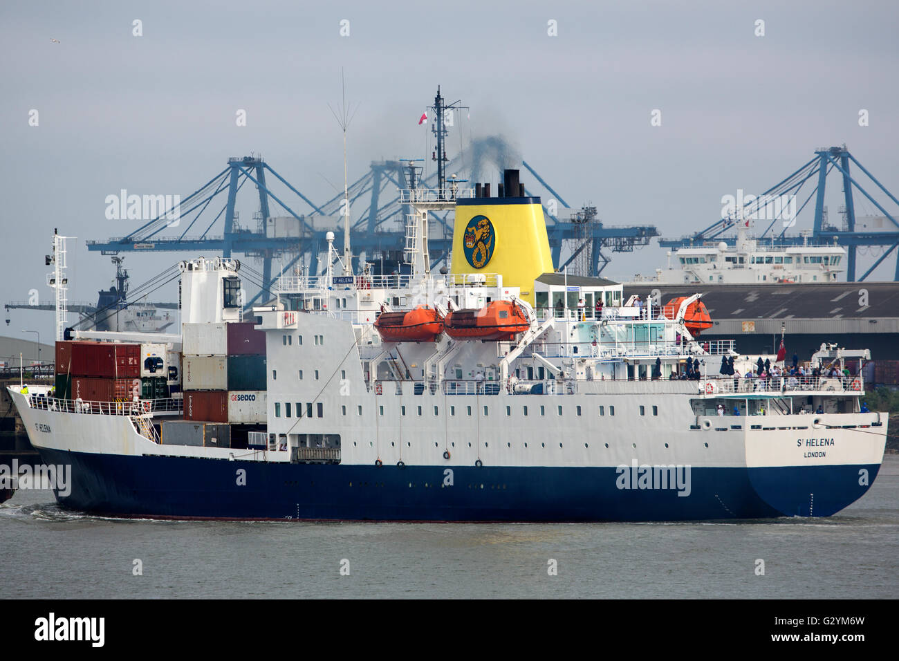 Royal mail ship hi-res stock photography and images - Alamy