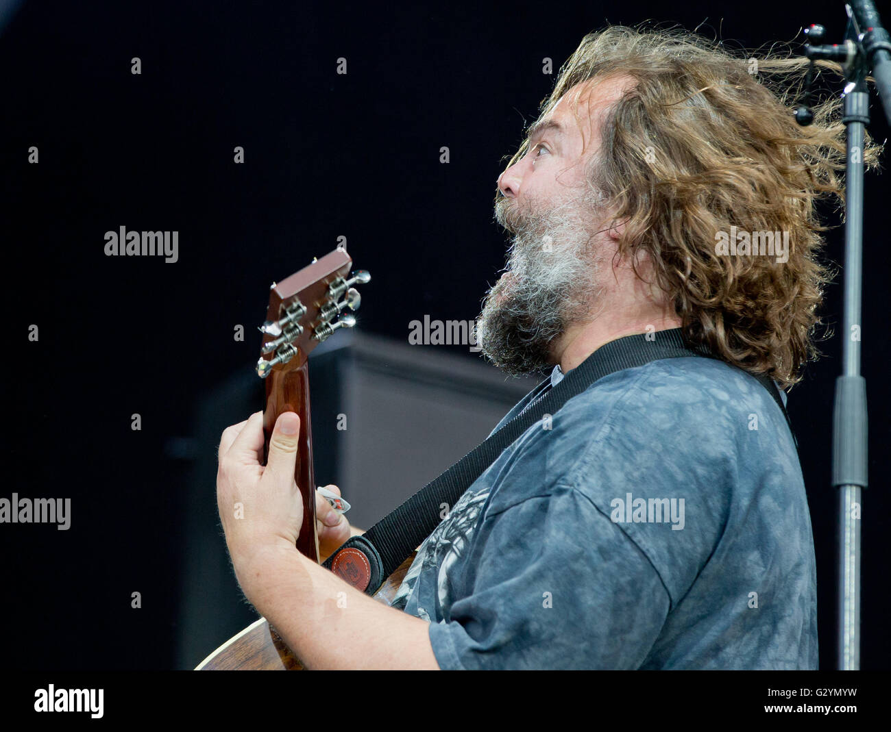 Nuremberg, Germany. 04th June, 2016. US singer and actor Jack Black of the band Tenacious D. performs on stage at the 'Rock im Park' (Rock in the Park) music festival in Nuremberg, Germany, 04 June 2016. More than 80 bands are set to perform at the festival until 05 June. Photo: DANIEL KARMANN/dpa/Alamy Live News Stock Photo